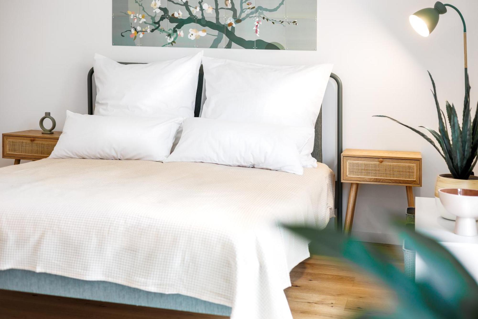 Design-Apartment In Linz Mit Netflix & Balkon エクステリア 写真