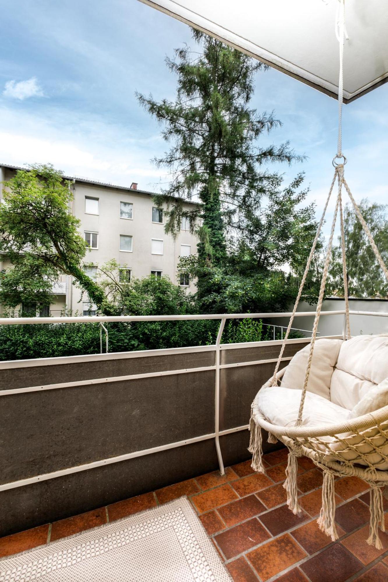 Design-Apartment In Linz Mit Netflix & Balkon エクステリア 写真
